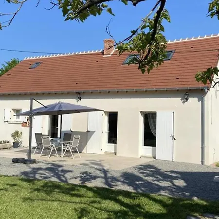 펜션 Charmante Maison A Haut-bocage Avec Jardin, Terrasse, Et Randonnees A Proximite - Fr-1-489-516
