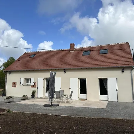 Charmante Maison A Haut-bocage Avec Jardin, Terrasse, Et Randonnees A Proximite - Fr-1-489-516