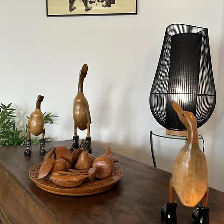 Charmante Maison A Haut-bocage Avec Jardin, Terrasse, Et Randonnees A Proximite - Fr-1-489-516 *